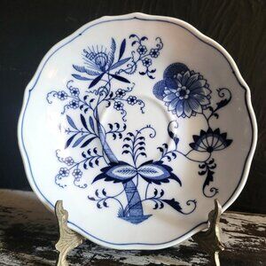 Vintage Blue Danube Blue Onion Pattern Deep Saucer Dish 6" Scalloped Edge